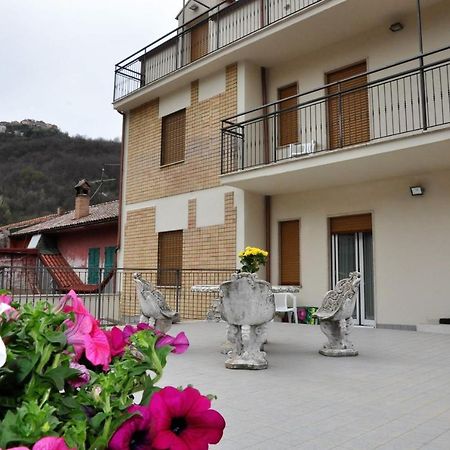 Albergo Rio Canistro Exteriör bild